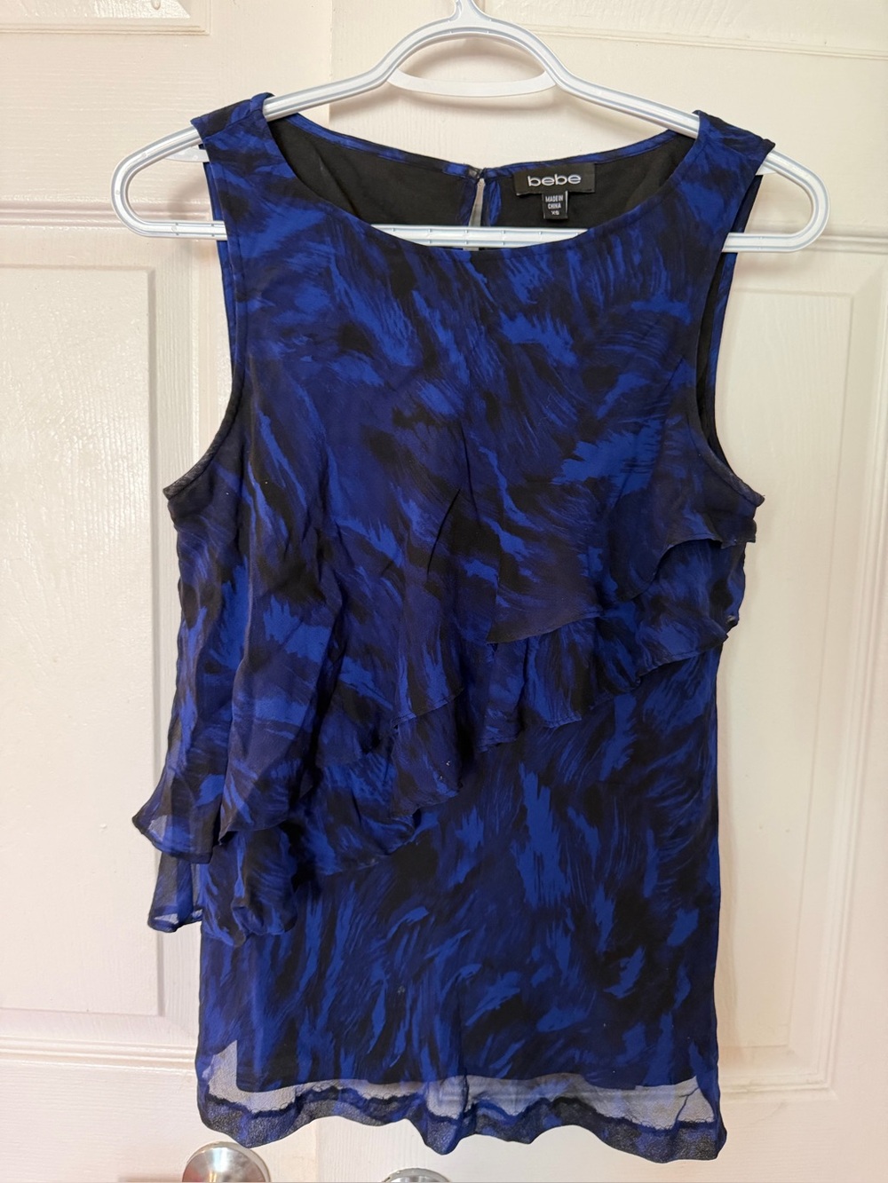 bebe Navy and Black Abstract Sleeveless Top